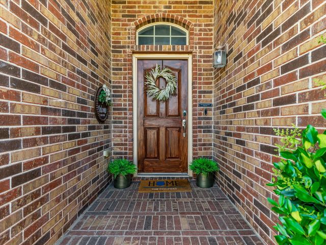 10857 Irish Glen Trail, Fort Worth, TX 76052