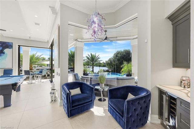 1518 Hermitage LN, Cape Coral, FL 33914