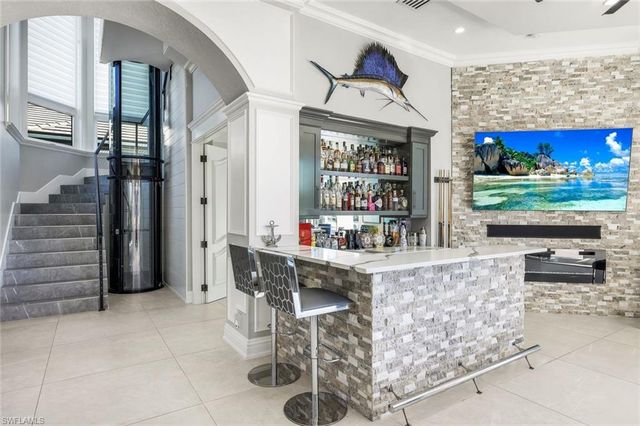 1518 Hermitage LN, Cape Coral, FL 33914