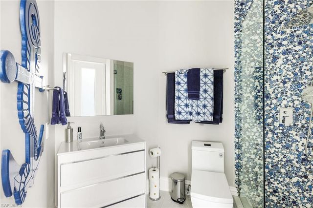 1518 Hermitage LN, Cape Coral, FL 33914