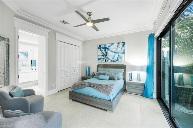 1518 Hermitage LN, Cape Coral, FL 33914