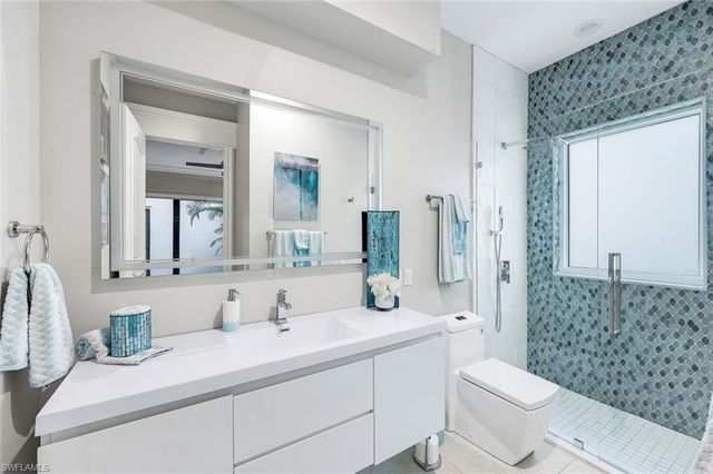 1518 Hermitage LN, Cape Coral, FL 33914