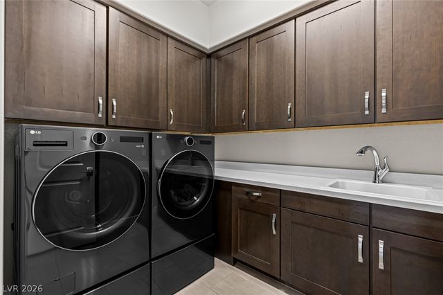 7851 West Wigwam Avenue, Las Vegas, NV 89113