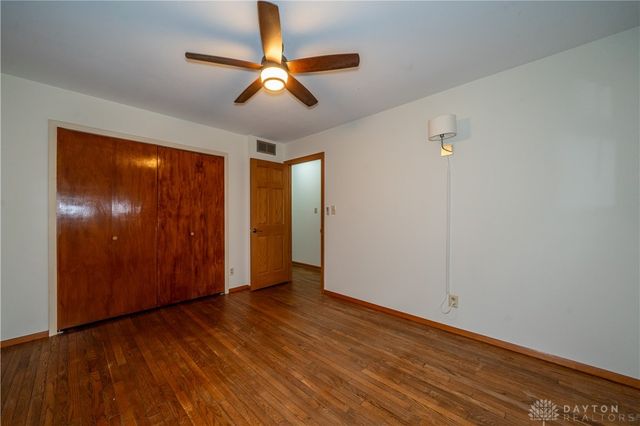 1874 Willowgreen Drive, Beavercreek, OH 45432