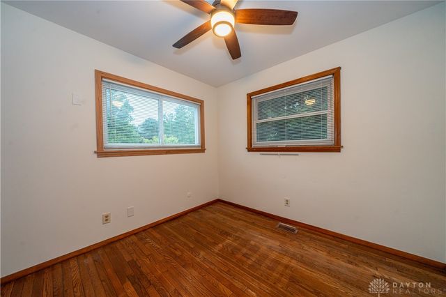 1874 Willowgreen Drive, Beavercreek, OH 45432