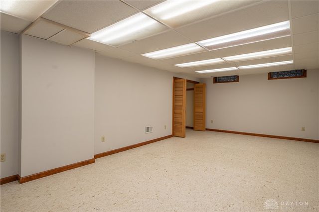 1874 Willowgreen Drive, Beavercreek, OH 45432