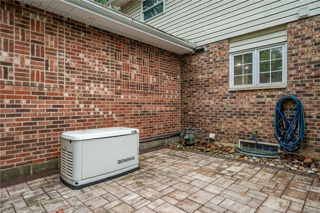 1874 Willowgreen Drive, Beavercreek, OH 45432