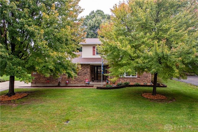 1874 Willowgreen Drive, Beavercreek, OH 45432