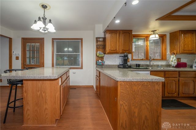 1874 Willowgreen Drive, Beavercreek, OH 45432