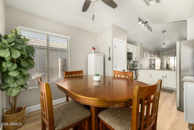 1736 E ROBIN Lane, Gilbert, AZ 85296