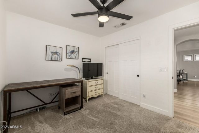 1736 E ROBIN Lane, Gilbert, AZ 85296