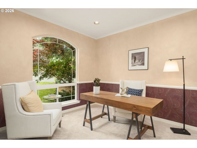 2460 TIPPERARY Ct, West Linn, OR 97068