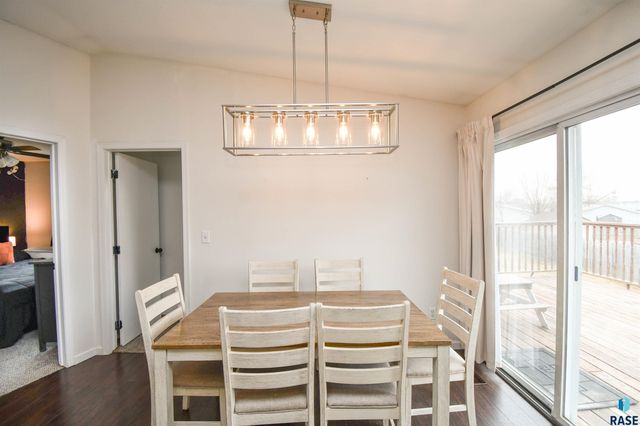 6049 W Jordan Ct Court, Sioux Falls, SD 57106