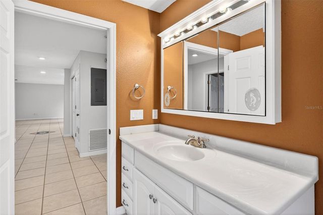 35624 CYPRESS COURT, Leesburg, FL 34788