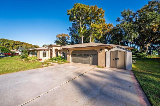 35624 CYPRESS COURT, Leesburg, FL 34788