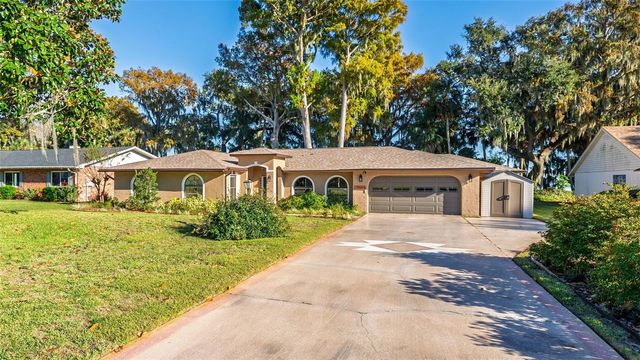 35624 CYPRESS COURT, Leesburg, FL 34788