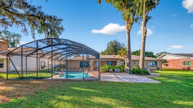 35624 CYPRESS COURT, Leesburg, FL 34788