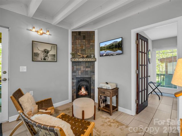 3 Ravine Extension, Woodfin, NC 28804