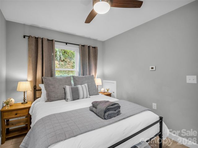 3 Ravine Extension, Woodfin, NC 28804