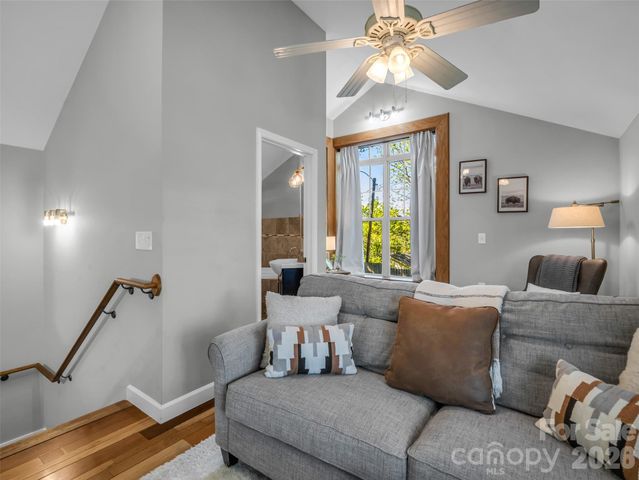 3 Ravine Extension, Woodfin, NC 28804