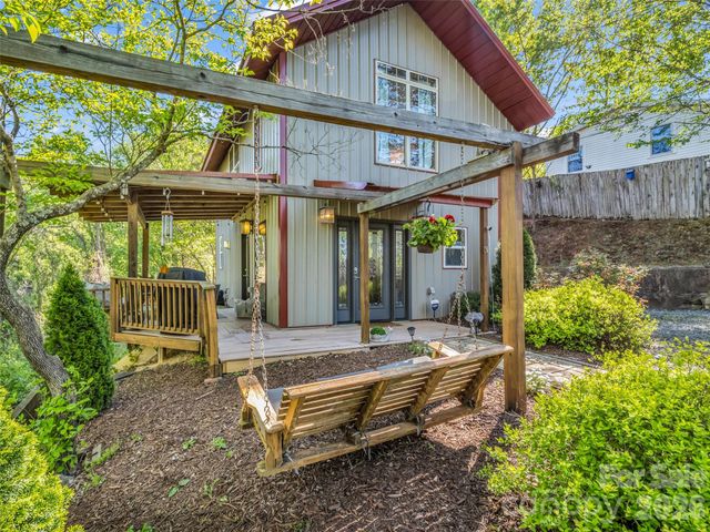 3 Ravine Extension, Woodfin, NC 28804