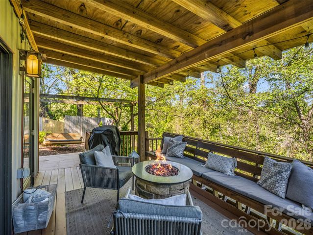 3 Ravine Extension, Woodfin, NC 28804