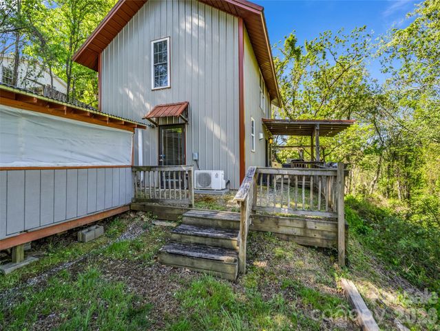 3 Ravine Extension, Woodfin, NC 28804