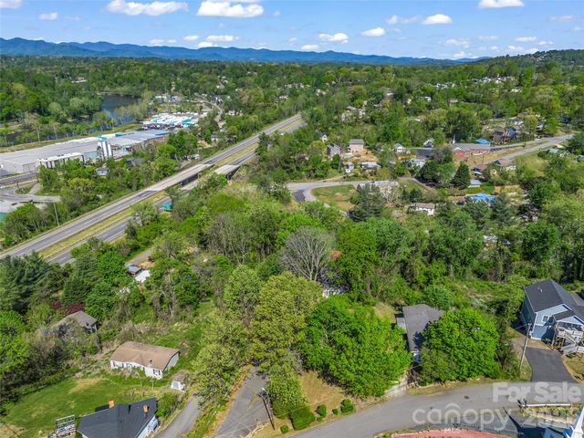 3 Ravine Extension, Woodfin, NC 28804