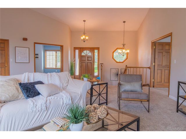 1660 Old Antlers Way, Monument, CO 80132