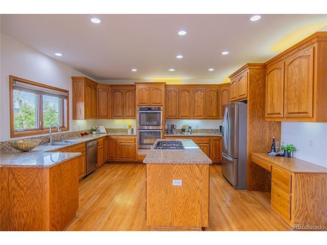 1660 Old Antlers Way, Monument, CO 80132