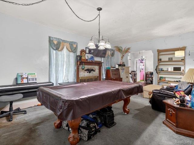 74 E Washington Street, Village Of Clarkston, MI 48346