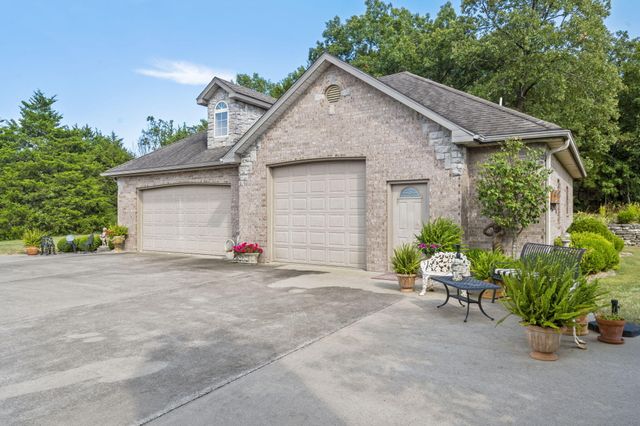 26152 Us Hwy 54, Hermitage, MO 65668
