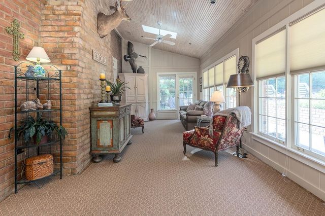 6362 N MASSEY HILL DR, Memphis, TN 38120