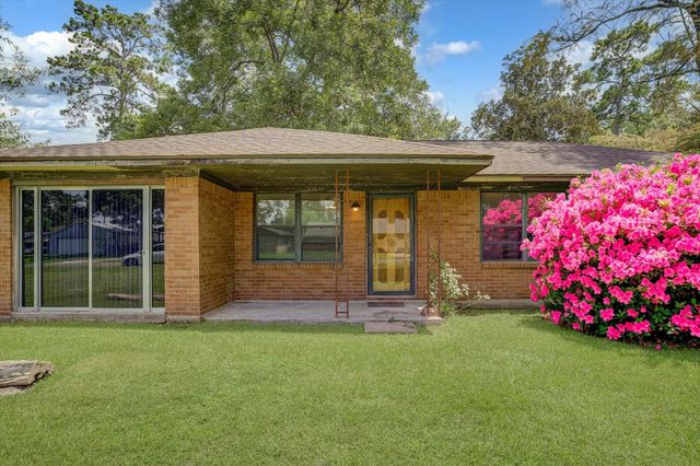 101 Oak Street, Dayton, TX 77535