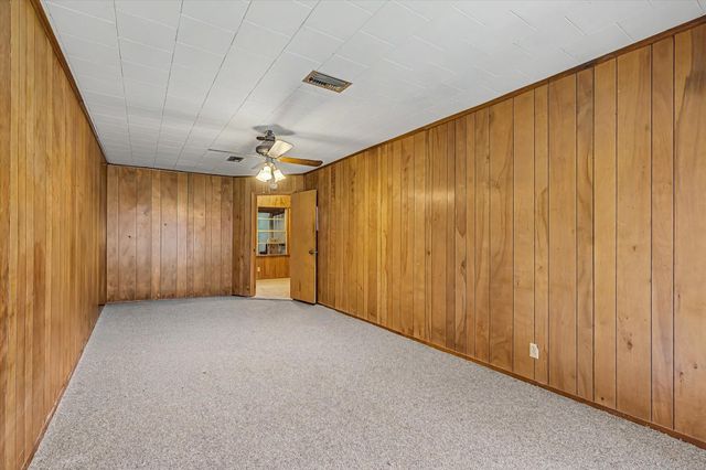 101 Oak Street, Dayton, TX 77535