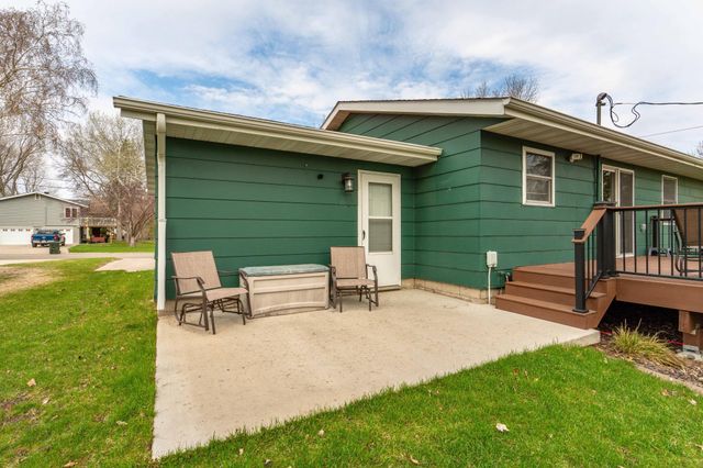 1208 Lenore Way, Fergus Falls, MN 56537
