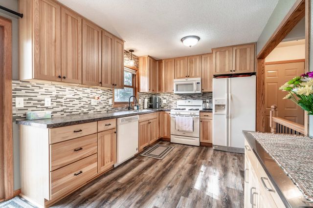 1208 Lenore Way, Fergus Falls, MN 56537