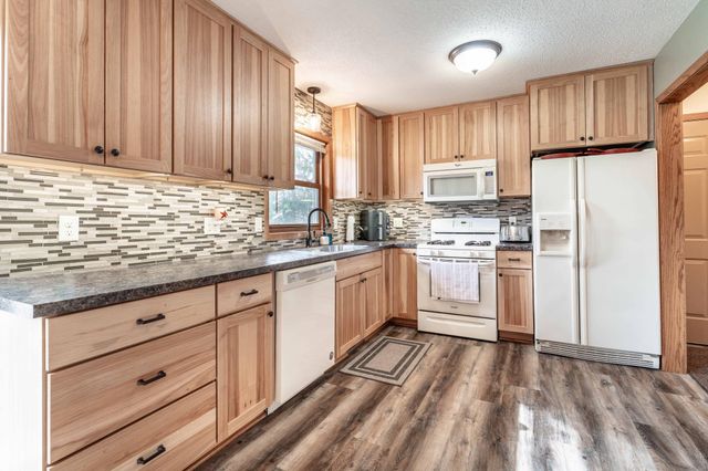 1208 Lenore Way, Fergus Falls, MN 56537