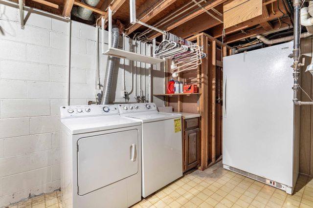 1208 Lenore Way, Fergus Falls, MN 56537