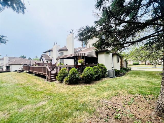 10 Pinegrove Court, Hamburg, NY 14075