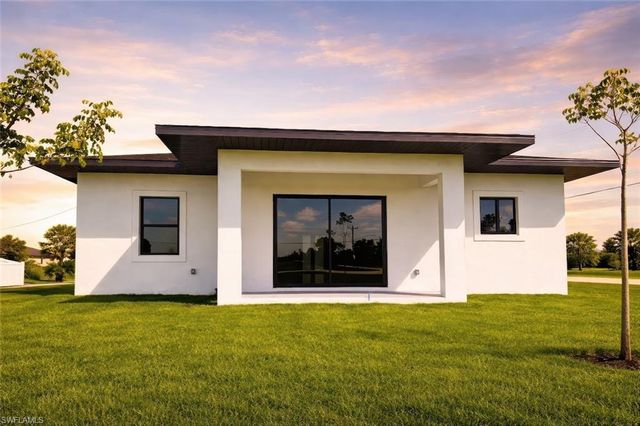 4002 NW 38th ST, Cape Coral, FL 33993