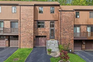 346 Benson Circle, Whitehall, PA 15227
