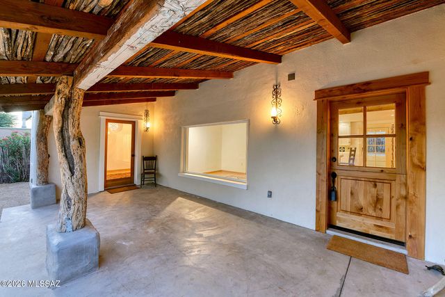 5402 E San Francisco Boulevard, Tucson, AZ 85712