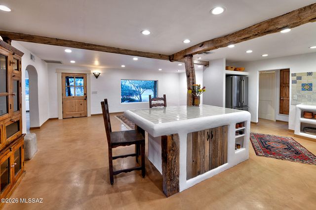 5402 E San Francisco Boulevard, Tucson, AZ 85712