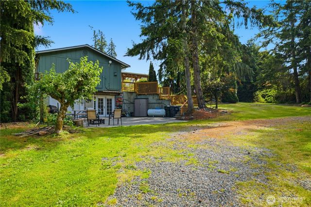 415 118th Avenue E, Edgewood, WA 98372