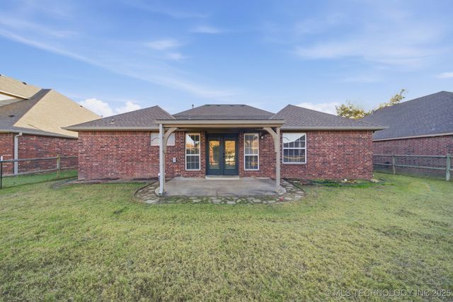 1946 W Woodbury Street, Broken Arrow, OK 74012