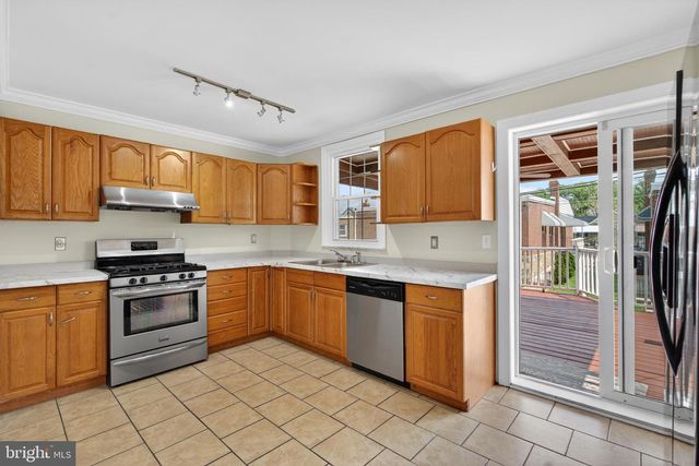 8129 REVERE ST, Philadelphia, PA 19152