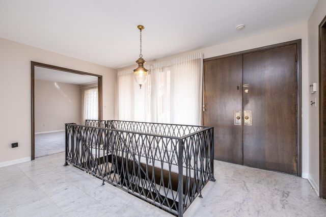 21860 Normandale Street, Beverly Hills, MI 48025