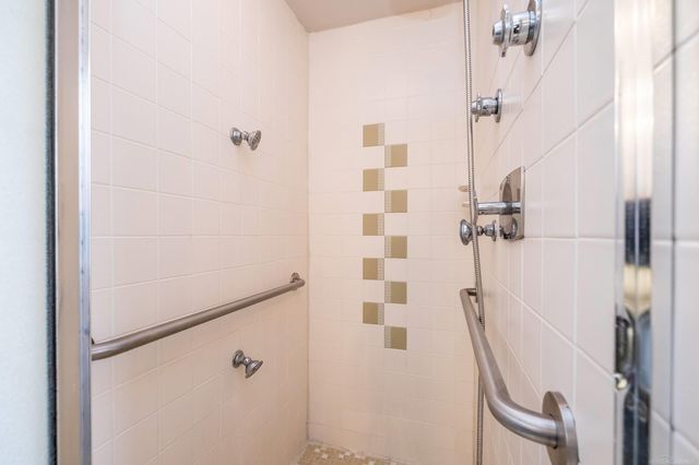 21860 Normandale Street, Beverly Hills, MI 48025