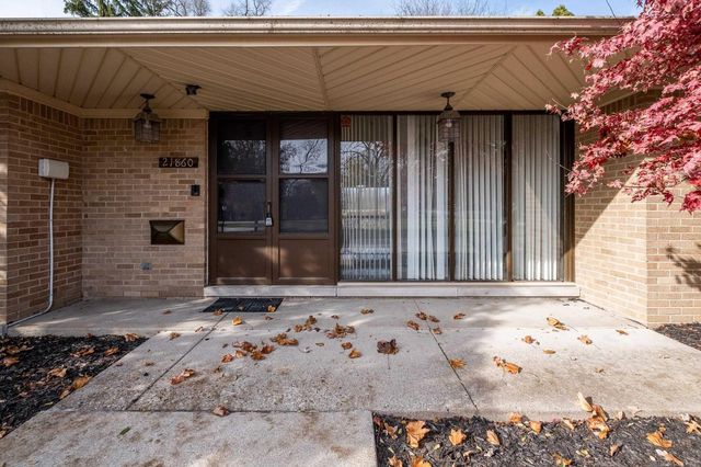 21860 Normandale Street, Beverly Hills, MI 48025